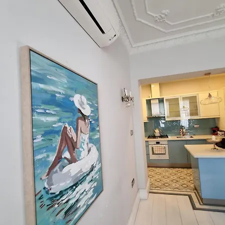 2 1 Salon In A Historical Building In The Heart Of Galata דירה איסטמבול