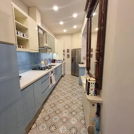 2 1 Salon In A Historical Building In The Heart Of Galata דירה איסטמבול