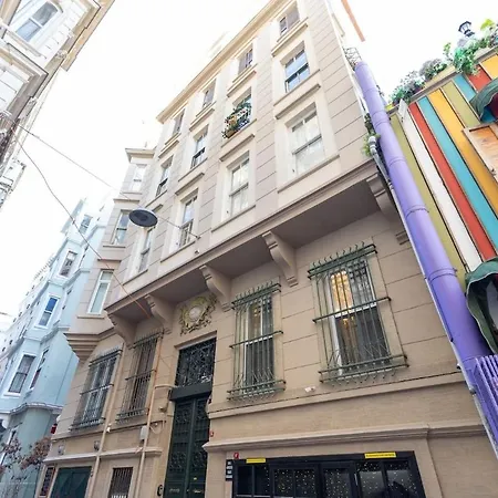 דירה 2 1 Salon In A Historical Building In The Heart Of Galata *